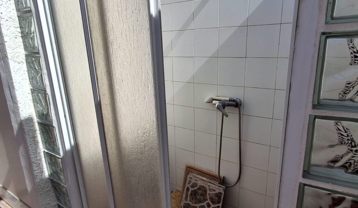 81ff8acf-8fb1-4809-a2a1-ed489eb2f531